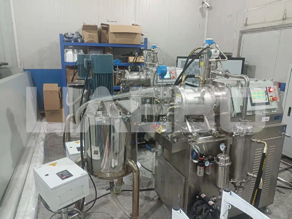 浙江某新能源公司10L納米砂磨機調(diào)試成功