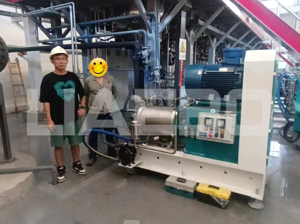 陜西某公司60L棒銷式砂磨機(jī)調(diào)試成功