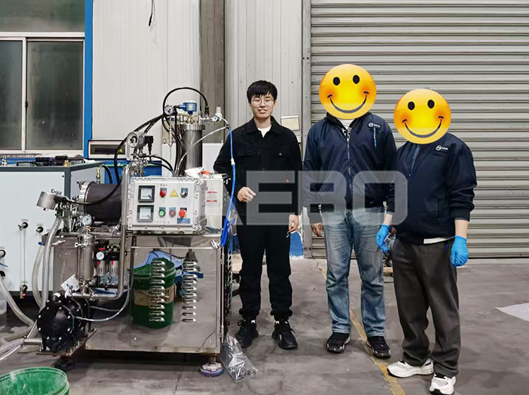 杭州某科技股份有限公司，5L棒塊陶瓷砂磨機(jī)調(diào)試成功